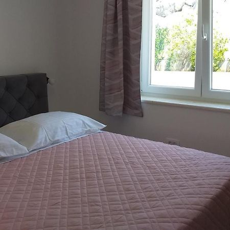Apartman Karla Lastovo Buitenkant foto